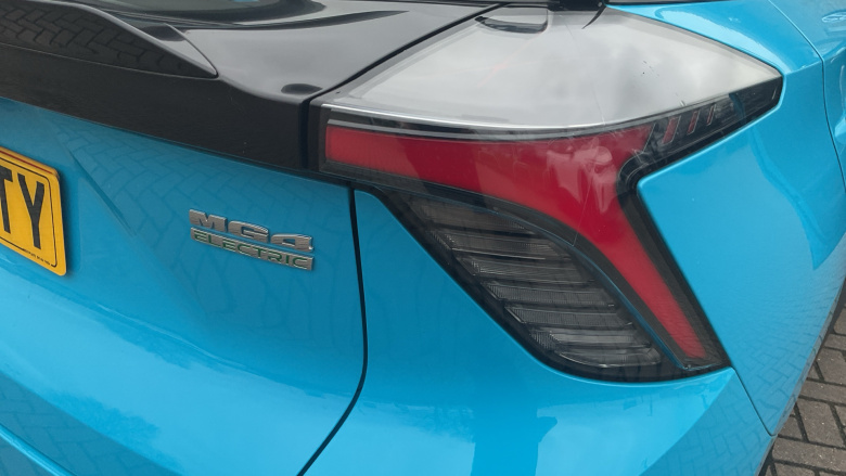 MG MG4 150kW SE EV Long Range 64kWh 5dr Auto Electric Hatchback